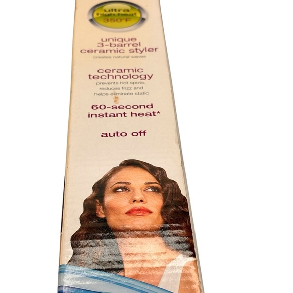 New Conair Infiniti 3 Barrel Ceramic Curling Iron Soft Curls Wand 360 degrees - Picture 6 of 9